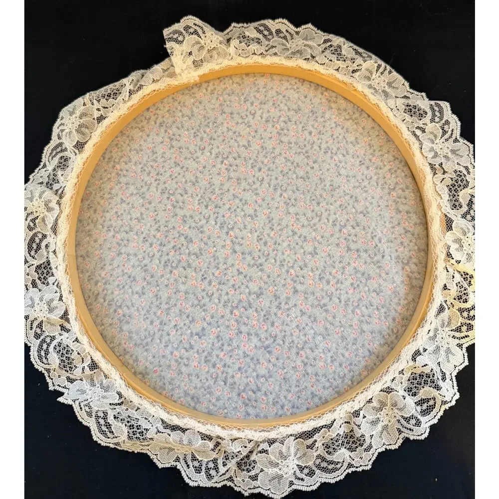 Vintage Sunbonnet Sue 3D Fabric Wall Hanging Embroidery Hoop Lace Cottagecore